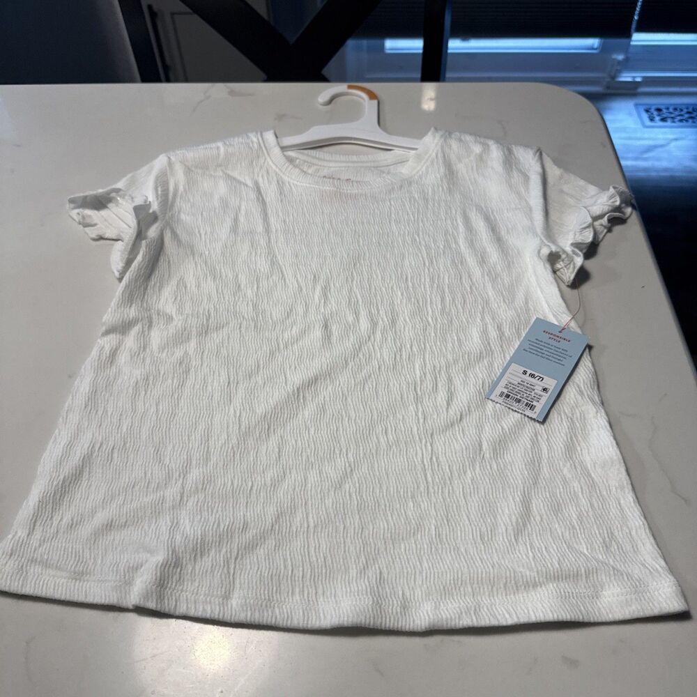 Cat Jack Girls White Ruffled Short Sleeve Textured Top Sz S 6/7 NWT